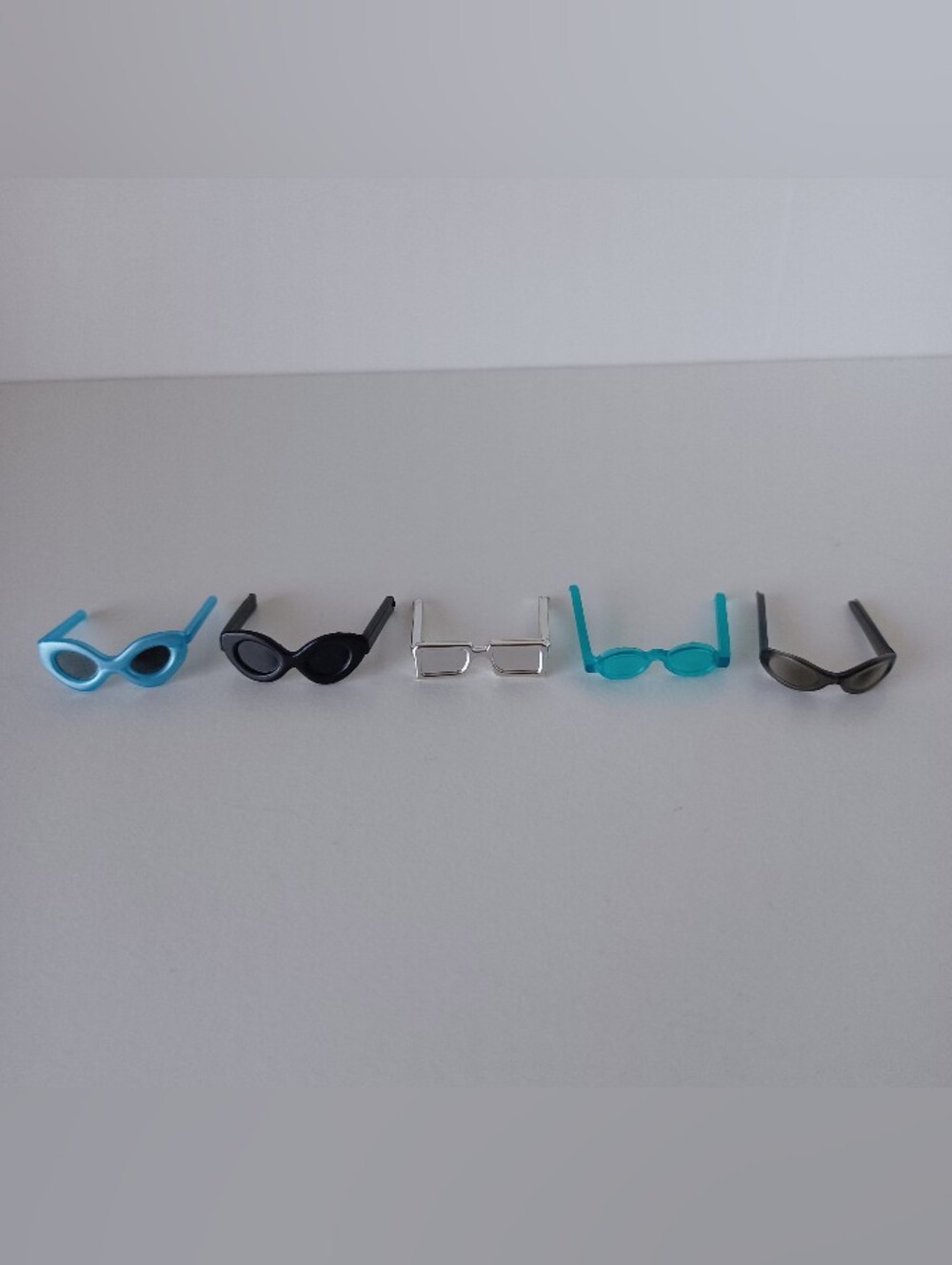 Vintage Five Barbie Sized Fashion Doll‎ Sunglasses Toy Accessories Collectibles